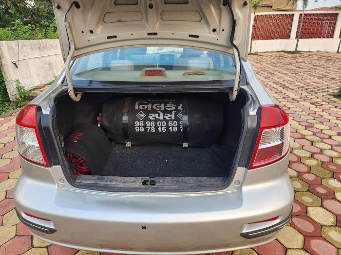 2009 MARUTI SUZUKI SX4 ZXI Specs & Features